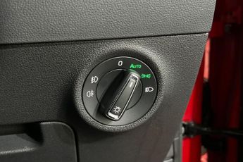 SKODA KAROQ 1.5 TSI ACT SE L SUV 5dr Petrol DSG Euro 6 (s/s) (150 ps) Rear V