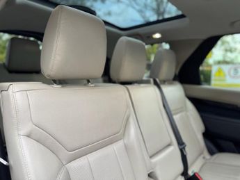 LAND ROVER DISCOVERY 3.0 TD V6 SE SUV 5dr Diesel Auto 4WD Euro 6 (s/s) (258 ps)