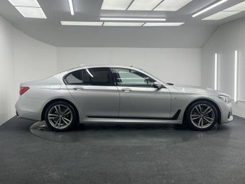 BMW 7 SERIES 3.0 740d M Sport Saloon 4dr Diesel Auto xDrive Euro 6 (s/s) (320