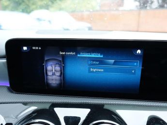 MERCEDES-BENZ A-CLASS 2.0 A250 AMG Line (Premium Plus 2) Hatchback 5dr Petrol 7G-DCT E