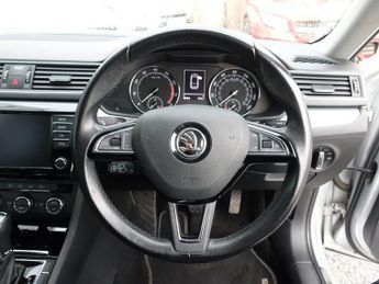 SKODA SUPERB 1.4 TSI ACT SE Estate 5dr Petrol DSG Euro 6 (s/s) (150 ps)