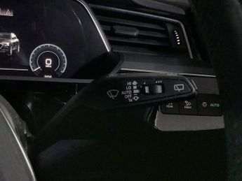 AUDI E-TRON 50 Technik SUV 5dr Electric Auto quattro 71.2kWh (313 ps)