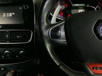 RENAULT CLIO 1.6 TCe Renaultsport Nav Hatchback 5dr Petrol EDC Euro 6 (200 ps