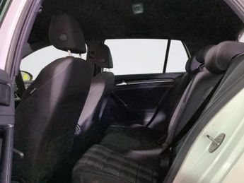 VOLKSWAGEN GOLF 2.0 TDI BlueMotion Tech GTD Hatchback 5dr Diesel DSG Euro 6 (s/s