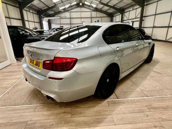 BMW M5 4.4 V8 Saloon 4dr Petrol DCT Euro 6 (s/s) (560 ps)