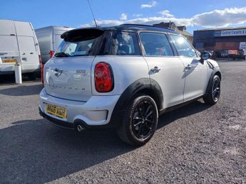 MINI COUNTRYMAN 2.0 Cooper SD SUV 5dr Diesel Auto Euro 5 (143 ps)