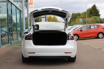 TESLA Model 3 (Dual Motor) Long Range Saloon 4dr Electric Auto 4WDE (346 ps)