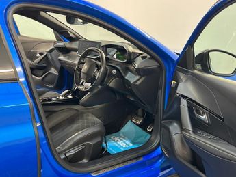 PEUGEOT E-208 50kWh GT Premium Hatchback 5dr Electric Auto (136 ps)