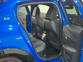 PEUGEOT E-208 50kWh GT Premium Hatchback 5dr Electric Auto (136 ps)
