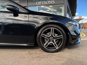 MERCEDES-BENZ A-CLASS 2.0 A200d AMG Line (Executive) Hatchback 5dr Diesel 8G-DCT Euro