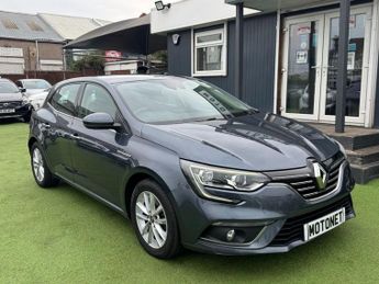 Renault Megane 1.5 dCi Dynamique Nav Hatchback 5dr Diesel Manual Euro 6 (s/s) (
