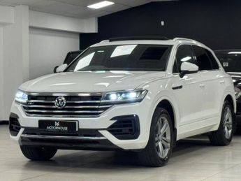 VOLKSWAGEN TOUAREG 3.0 TDI V6 R-Line SUV 5dr Diesel Tiptronic 4Motion Euro 6 (s/s) 