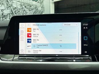 VOLKSWAGEN GOLF 1.5 TSI Life Hatchback 5dr Petrol Manual Euro 6 (s/s) (130 ps)