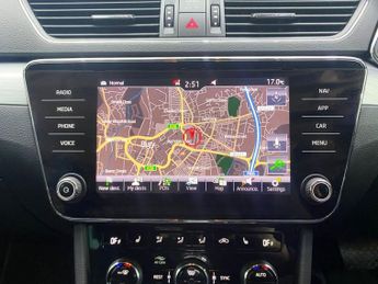 SKODA SUPERB 2.0 TDI SE Technology Estate 5dr Diesel DSG Euro 6 (s/s) (150 ps