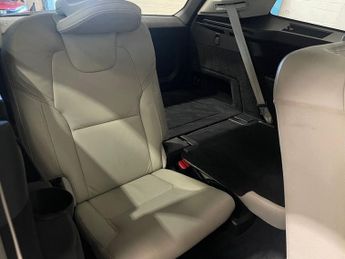 VOLVO XC90 2.0h T8 Twin Engine Recharge 11.6kWh Inscription Pro SUV 5dr Pet