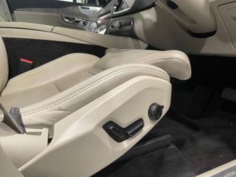 VOLVO XC90 2.0h T8 Twin Engine Recharge 11.6kWh Inscription Pro SUV 5dr Pet