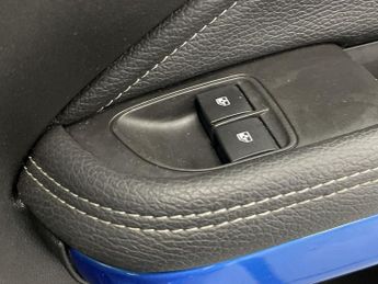 VAUXHALL ADAM 1.2i Griffin Hatchback 3dr Petrol Manual Euro 6 (70 ps) - AA INS