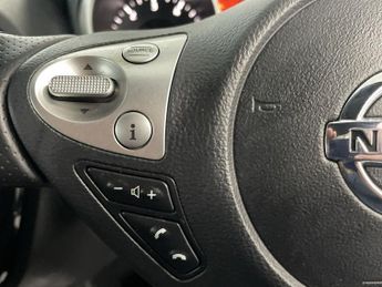 NISSAN JUKE 1.5 dCi N-Connecta SUV 5dr Diesel Manual Euro 6 (s/s) (110 ps) -