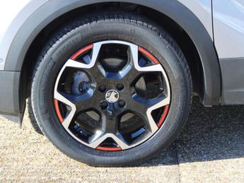 VAUXHALL MOKKA ELECTRIC 50kWh SRi Nav Premium SUV 5dr Electric Auto (136 ps)