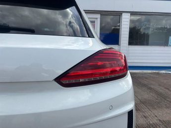 VOLKSWAGEN SCIROCCO 2.0 TSI BlueMotion Tech R Hatchback 3dr Petrol DSG Euro 6 (s/s) 