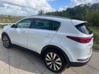 KIA SPORTAGE 2.0 CRDi First Edition SUV 5dr Diesel Auto AWD Euro 6 (182 bhp)