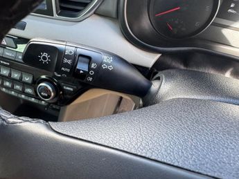 KIA SPORTAGE 2.0 CRDi First Edition SUV 5dr Diesel Auto AWD Euro 6 (182 bhp)