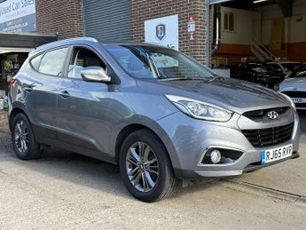 Hyundai IX35 1.7 CRDi SE SUV 5 Door Diesel Manual Grey 1 Former Keeper