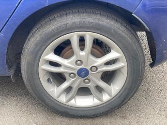 FORD FIESTA 1.25 Zetec Hatchback 5dr Petrol Manual Euro 6 (82 ps)