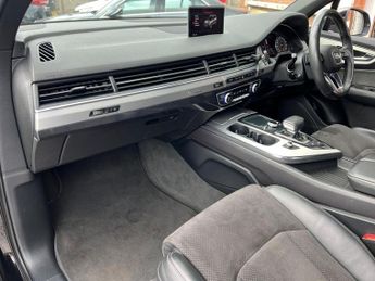 AUDI Q7 3.0 TDI V6 S line SUV 5dr Diesel Tiptronic quattro Euro 6 (s/s) 