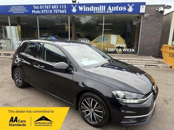 VOLKSWAGEN GOLF 1.6 TDI SE Nav Hatchback 5dr Diesel DSG Euro 6 (s/s) (115 ps)