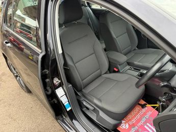 VOLKSWAGEN GOLF 1.6 TDI SE Nav Hatchback 5dr Diesel DSG Euro 6 (s/s) (115 ps)