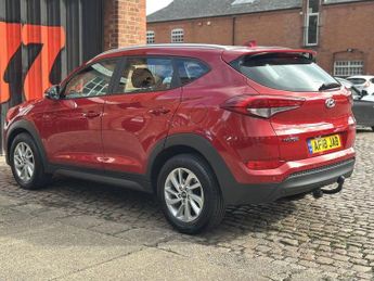 HYUNDAI TUCSON 1.7 CRDi Blue Drive SE Nav SUV 5dr Diesel DCT Euro 6 (s/s) (141 