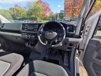 VOLKSWAGEN CRAFTER 2.0 TDI CR35 Startline Luton box van 2dr Diesel Manual FWD LWB E