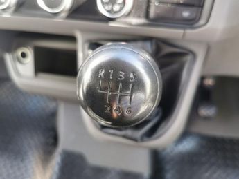 VOLKSWAGEN CRAFTER 2.0 TDI CR35 Startline Luton box van 2dr Diesel Manual FWD LWB E