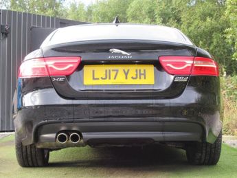 JAGUAR XE 2.0d R-Sport Saloon 4dr Diesel Auto AWD Euro 6 (s/s) (180 ps)