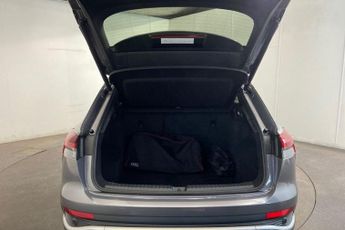 AUDI Q4 E-TRON 35 S line SUV 5dr Electric Auto 55kWh (170 ps) Rear Parking Sens