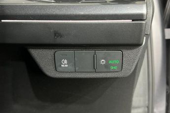 AUDI Q4 E-TRON 35 S line SUV 5dr Electric Auto 55kWh (170 ps)