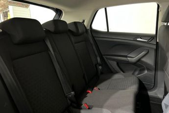 VOLKSWAGEN T-CROSS 1.0 TSI SE SUV 5dr Petrol DSG Euro 6 (s/s) (110 ps) Adaptive Cru
