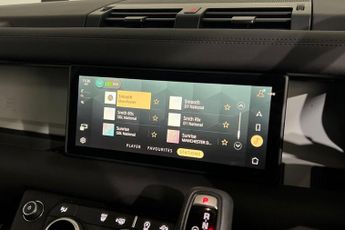 LAND ROVER DEFENDER 3.0 D250 APACHE MHEV Hard Top SUV 3dr Diesel Auto 4WD SWB Euro 6