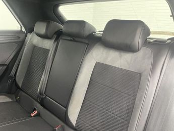 VOLKSWAGEN T-ROC 2.0 TSI R SUV 5dr Petrol DSG 4Motion Euro 6 (s/s) (300 ps)
