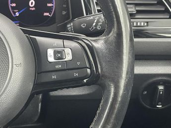 VOLKSWAGEN T-ROC 2.0 TSI R SUV 5dr Petrol DSG 4Motion Euro 6 (s/s) (300 ps)