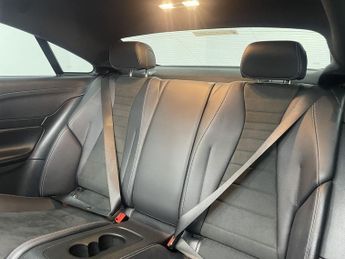 MERCEDES-BENZ E-CLASS 2.0 E220d AMG Line (Premium Plus) Coupe 2dr Diesel G-Tronic+ Eur