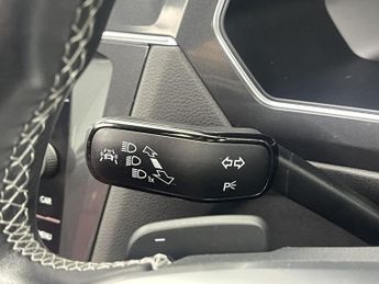 VOLKSWAGEN TIGUAN ALLSPACE 2.0 TSI R-Line SUV 5dr Petrol DSG 4Motion Euro 6 (s/s) (180 ps)