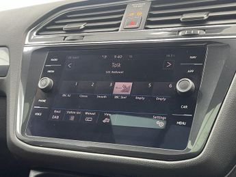 VOLKSWAGEN TIGUAN ALLSPACE 2.0 TSI R-Line SUV 5dr Petrol DSG 4Motion Euro 6 (s/s) (180 ps)