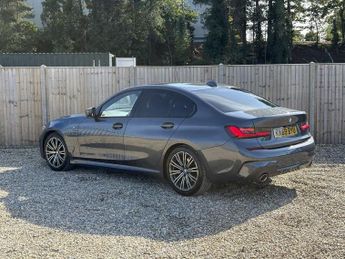 BMW 3 SERIES 2.0 320i M Sport Saloon 4dr Petrol Auto Euro 6 (s/s) (184 ps)