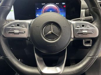 MERCEDES-BENZ CLA 2.0 CLA220 AMG Line Coupe 4dr Petrol 7G-DCT Euro 6 (s/s) (190 ps