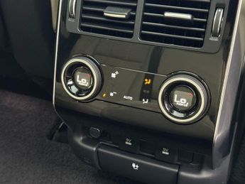 LAND ROVER RANGE ROVER SPORT 3.0 SD V6 Autobiography Dynamic SUV 5dr Diesel Auto 4WD Euro 6 (