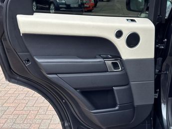 LAND ROVER RANGE ROVER SPORT 3.0 SD V6 Autobiography Dynamic SUV 5dr Diesel Auto 4WD Euro 6 (