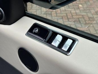 LAND ROVER RANGE ROVER SPORT 3.0 SD V6 Autobiography Dynamic SUV 5dr Diesel Auto 4WD Euro 6 (