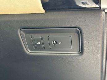 LAND ROVER RANGE ROVER SPORT 3.0 SD V6 Autobiography Dynamic SUV 5dr Diesel Auto 4WD Euro 6 (